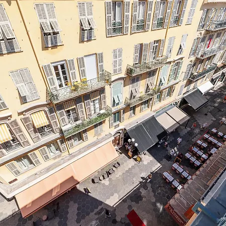 Massena Street - 1 Bdr Duplex With Ac & Parking Nice