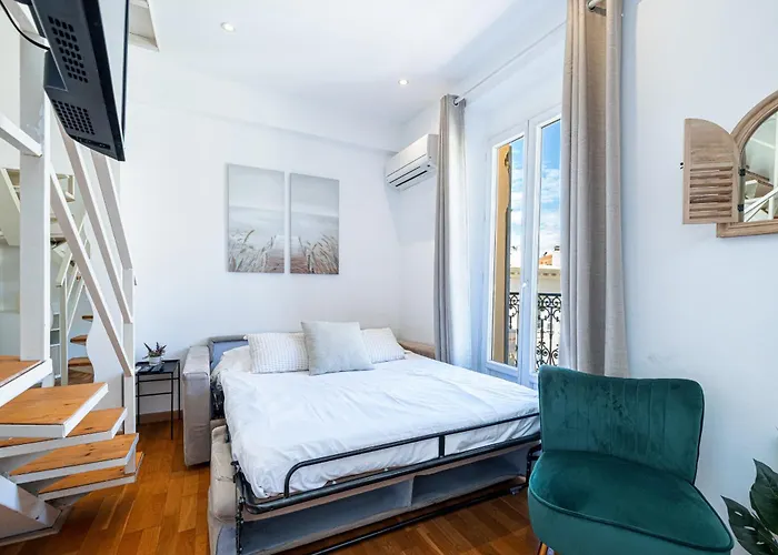 Massena Street - 1 Bdr Duplex With Ac & Parking * Nicea