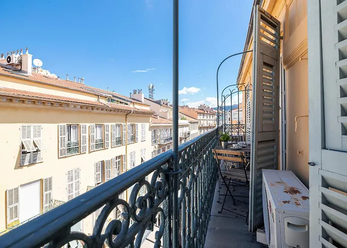Apartament Massena Street - 1 Bdr Duplex With Ac & Parking