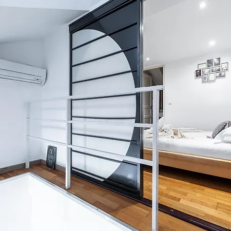 Apartman Massena Street - 1 Bdr Duplex With Ac & Parking *